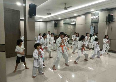 Latihan Karate 1x minggu tiap hari Senin jam 5 sore_10_11zon